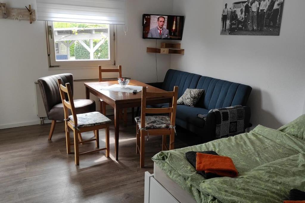 Fewo Clemens - Wohnkueche + 2 Schlafraeume + Bad + Terrasse Hamm  Exteriör bild